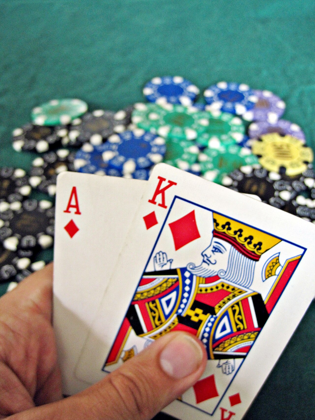 Tay bài blackjack 21 điểm gồm Át và lá 10 tại RR88